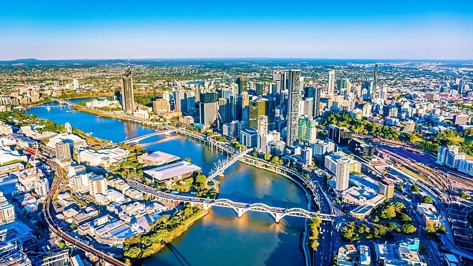 Stylish Central City Retreat With Pool Parking Brisbane Australia