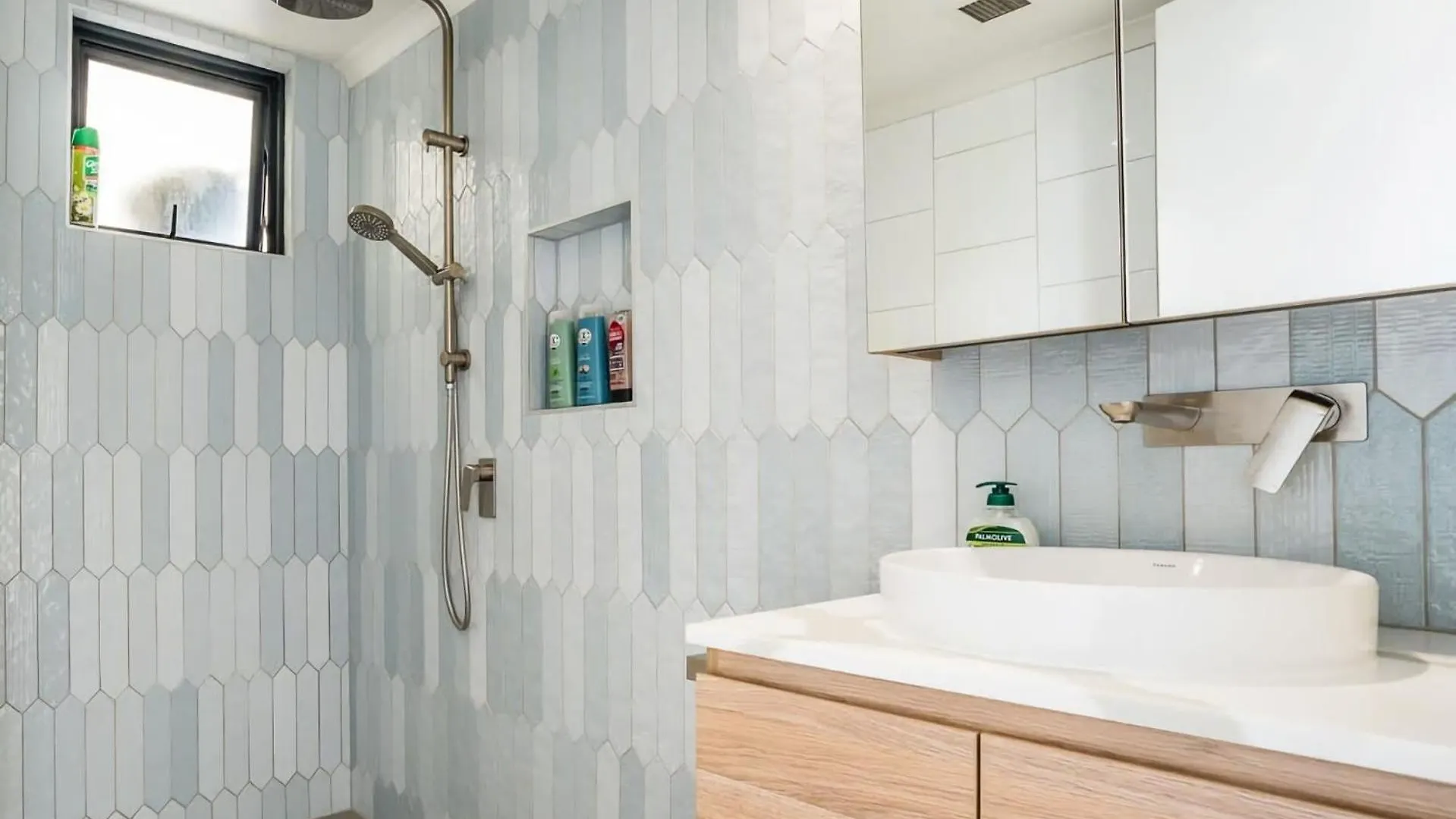 Apartment Stylish Central City Retreat With Pool Parking Brisbane